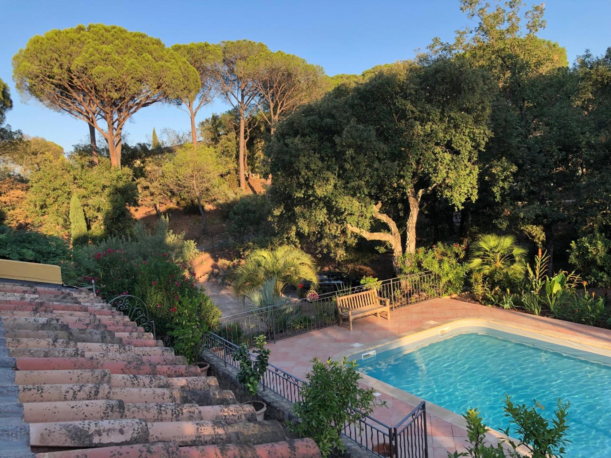 Sous Les Pins Parasols Vidauban Exterior foto