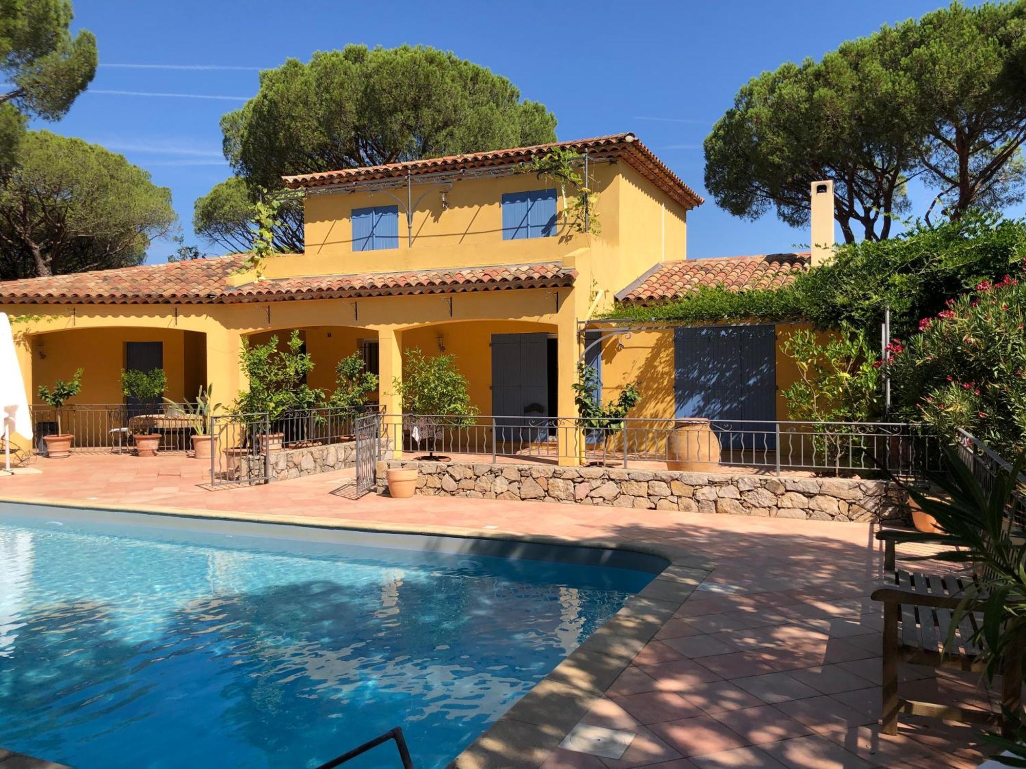 Sous Les Pins Parasols Vidauban Exterior foto